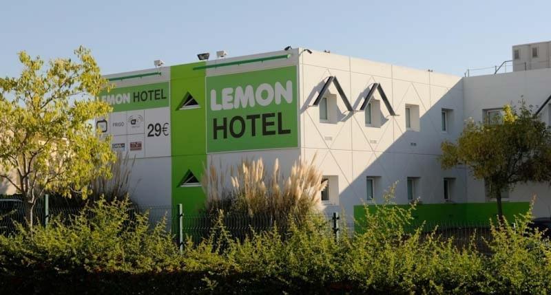 Lemon Hotel Le Coteau エクステリア 写真